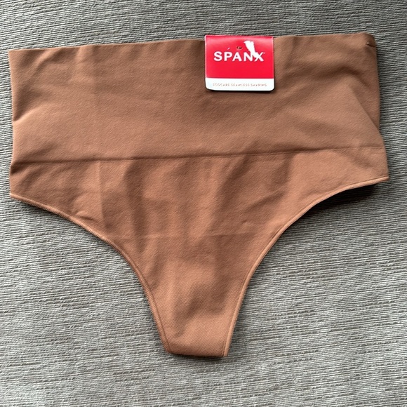 NWT SPANX EcoCare Seamless Shaping Thong chestnut brown, SMALL - Picture 3 of 5